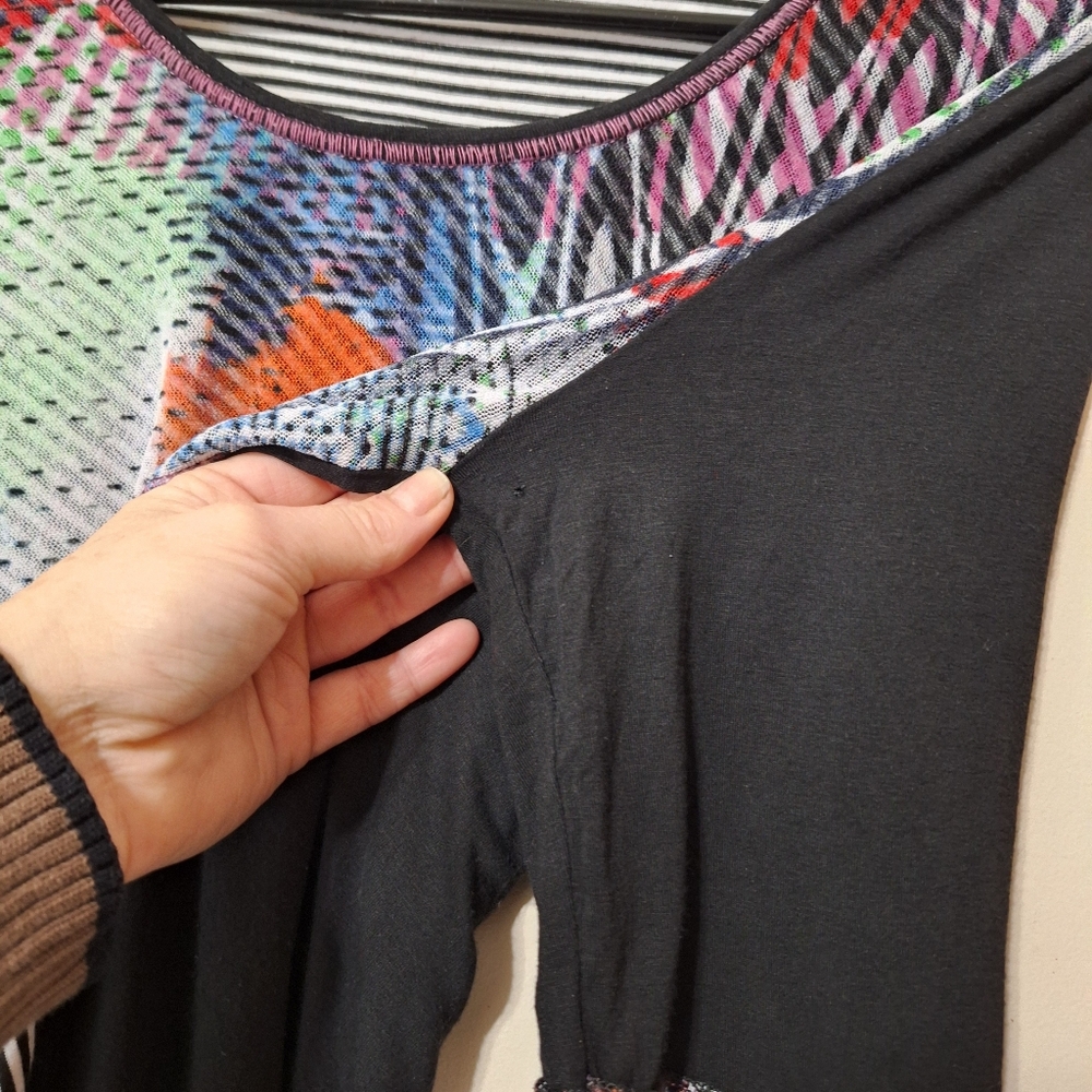 Papa Vancouver Patchwork Abstract Tunic Top Size S - Picture 8 of 9